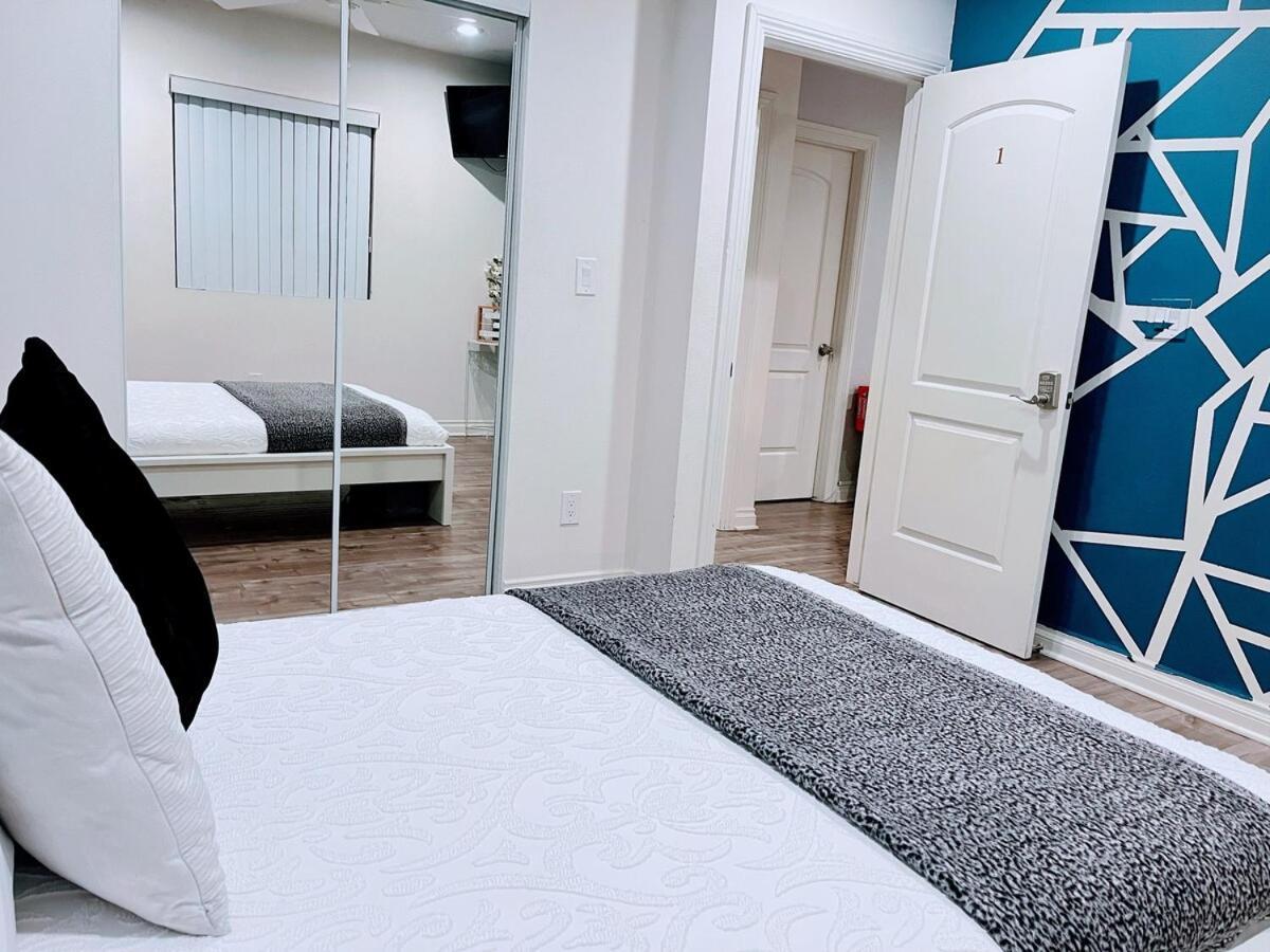 Tr2 4b 3bath Usc Crypto Sofi Universal Parking Appartement *