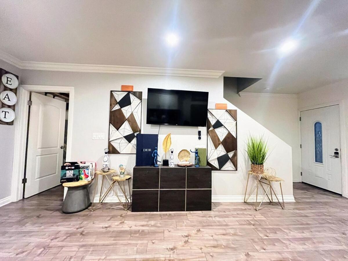 Tr2 4b 3bath Usc Crypto Sofi Universal Parking Appartement *
